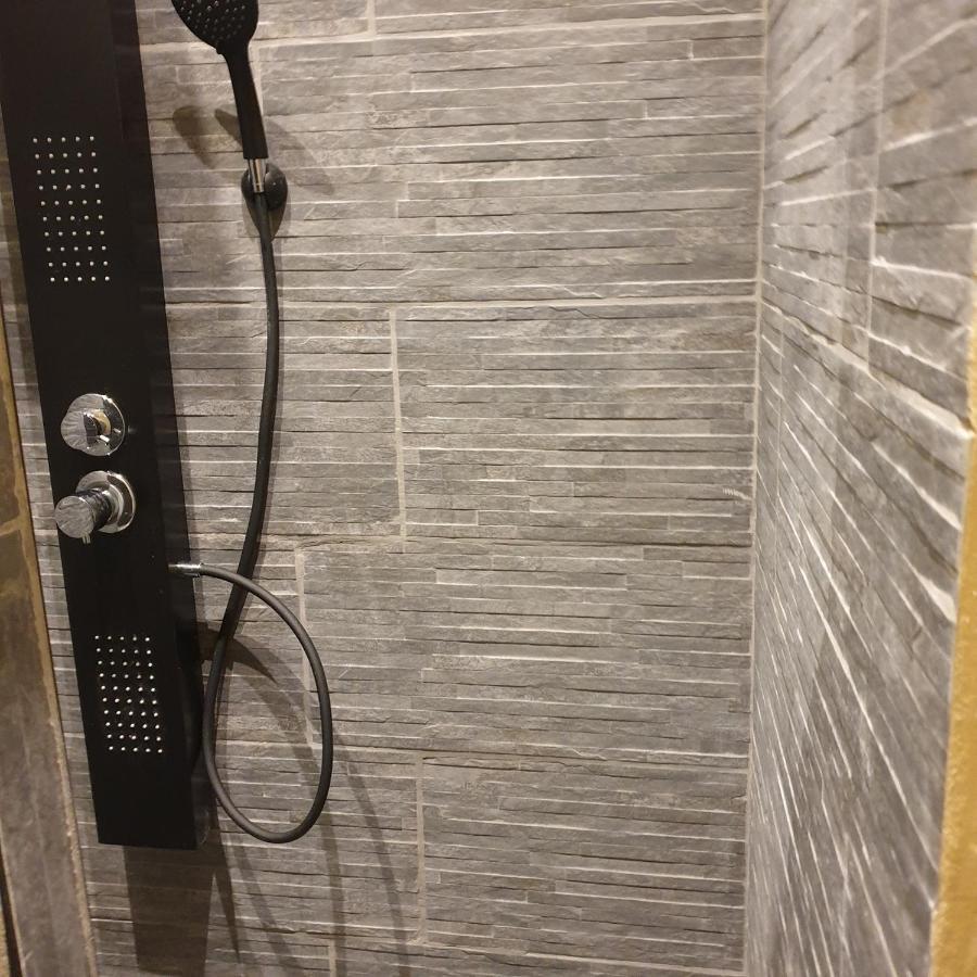 Appartement Intra Muros 8 Personnes Climatise Wifi Stationnement Facile Avignon Exteriör bild